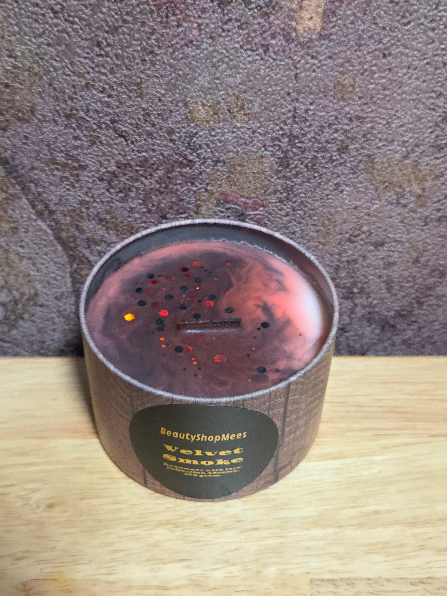 Velvet Smoke Brown Candle – Roos, Donkere Honing & Tabak