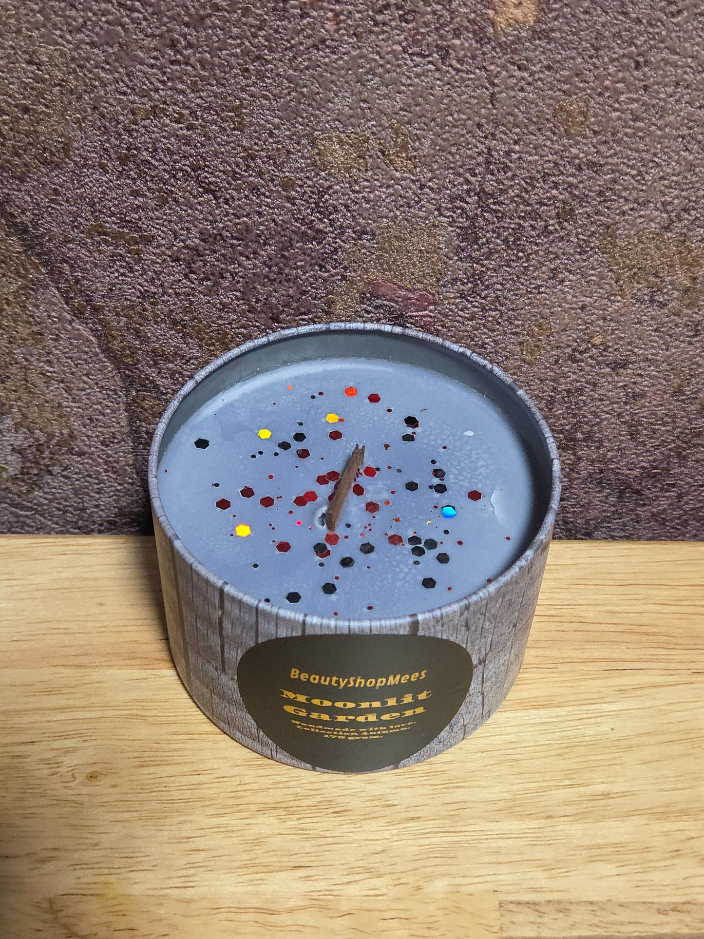 Moonlit Garden Gray Candle – Bergamot, Zwarte Thee & Betoverde Orchidee