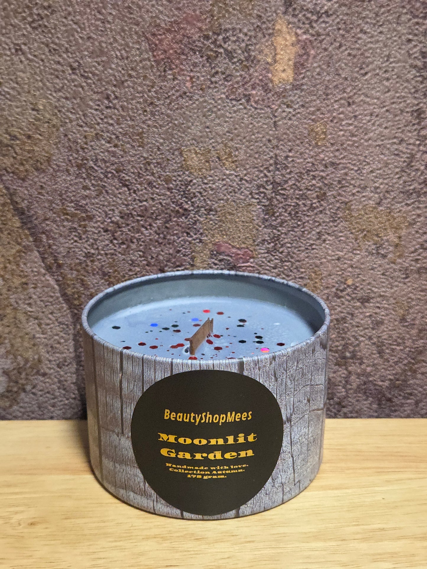 Moonlit Garden Gray Candle – Bergamot, Zwarte Thee & Betoverde Orchidee