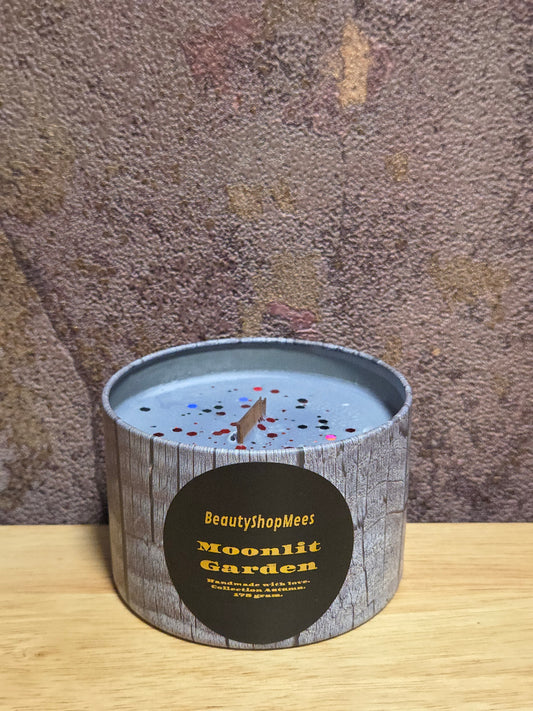 Moonlit Garden Gray Candle – Bergamot, Zwarte Thee & Betoverde Orchidee