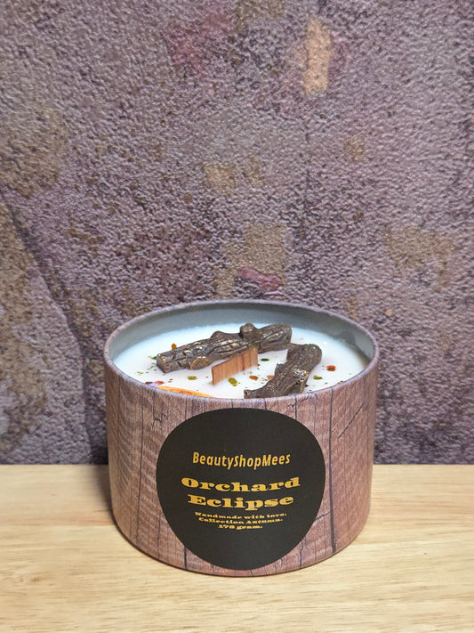 Orchard Eclipse Brown Candle – Appel, Bourbon, Kaneel & Sinaasappel