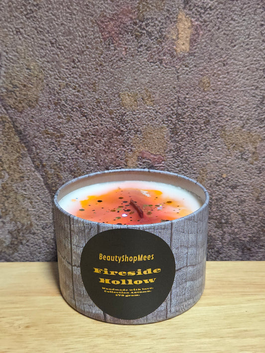 Fireside Hollow Gray Candle – Hickory, Suede & Kampvuur