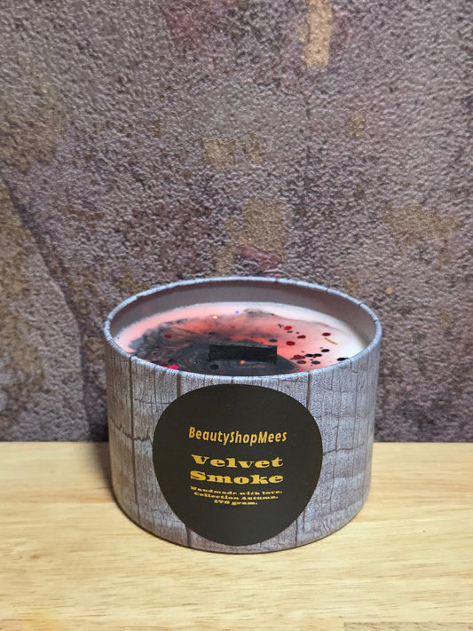 Velvet Smoke Gray Candle – Roos, Donkere Honing & Tabak